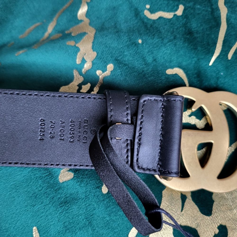 Gucci Black Leather Belt with Gold Buckle - Picture 7 of 7